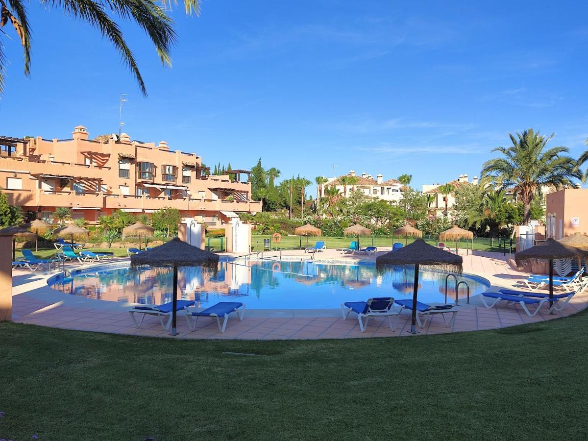 Casares Del Sol Apartment Ngoại thất bức ảnh