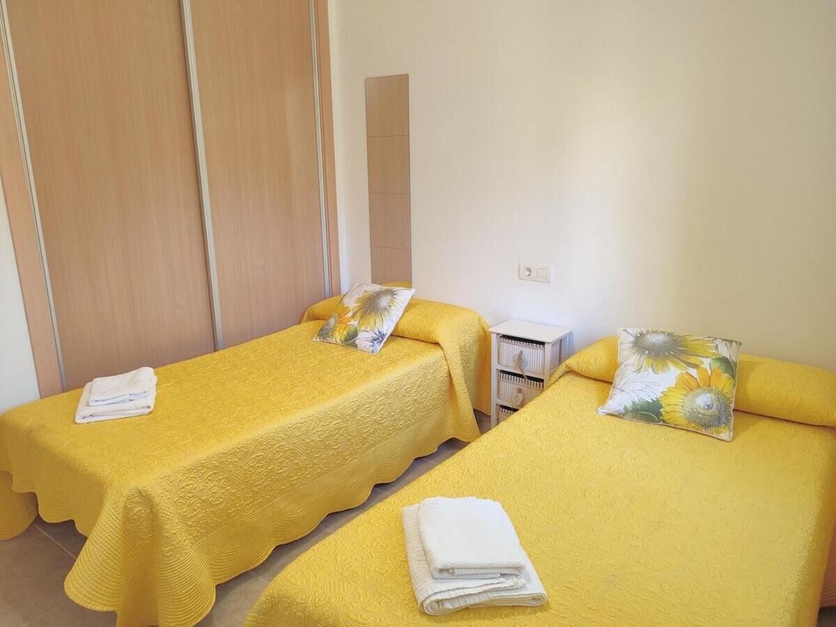 Casares Del Sol Apartment Ngoại thất bức ảnh