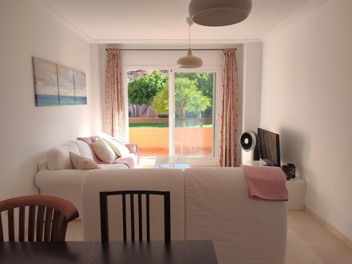 Casares Del Sol Apartment Ngoại thất bức ảnh