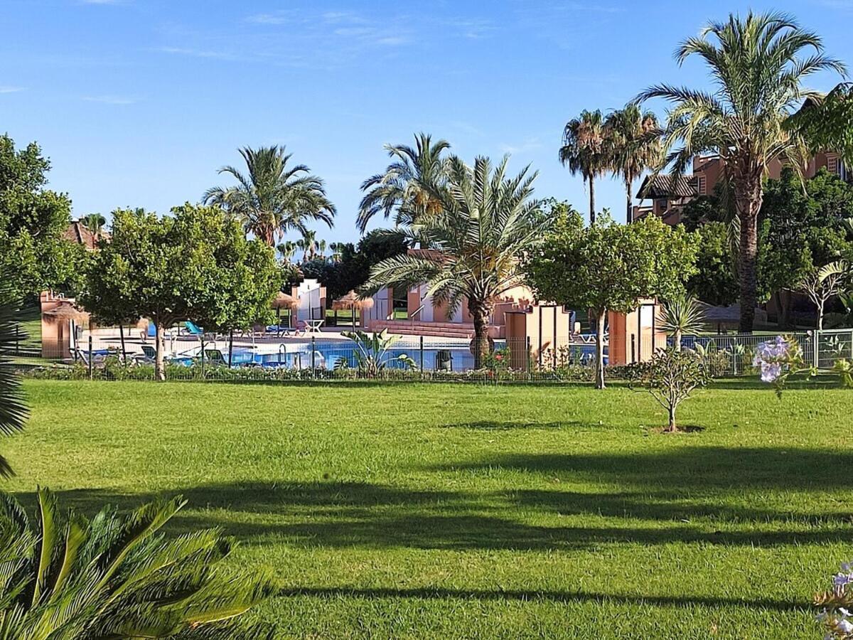 Casares Del Sol Apartment Ngoại thất bức ảnh