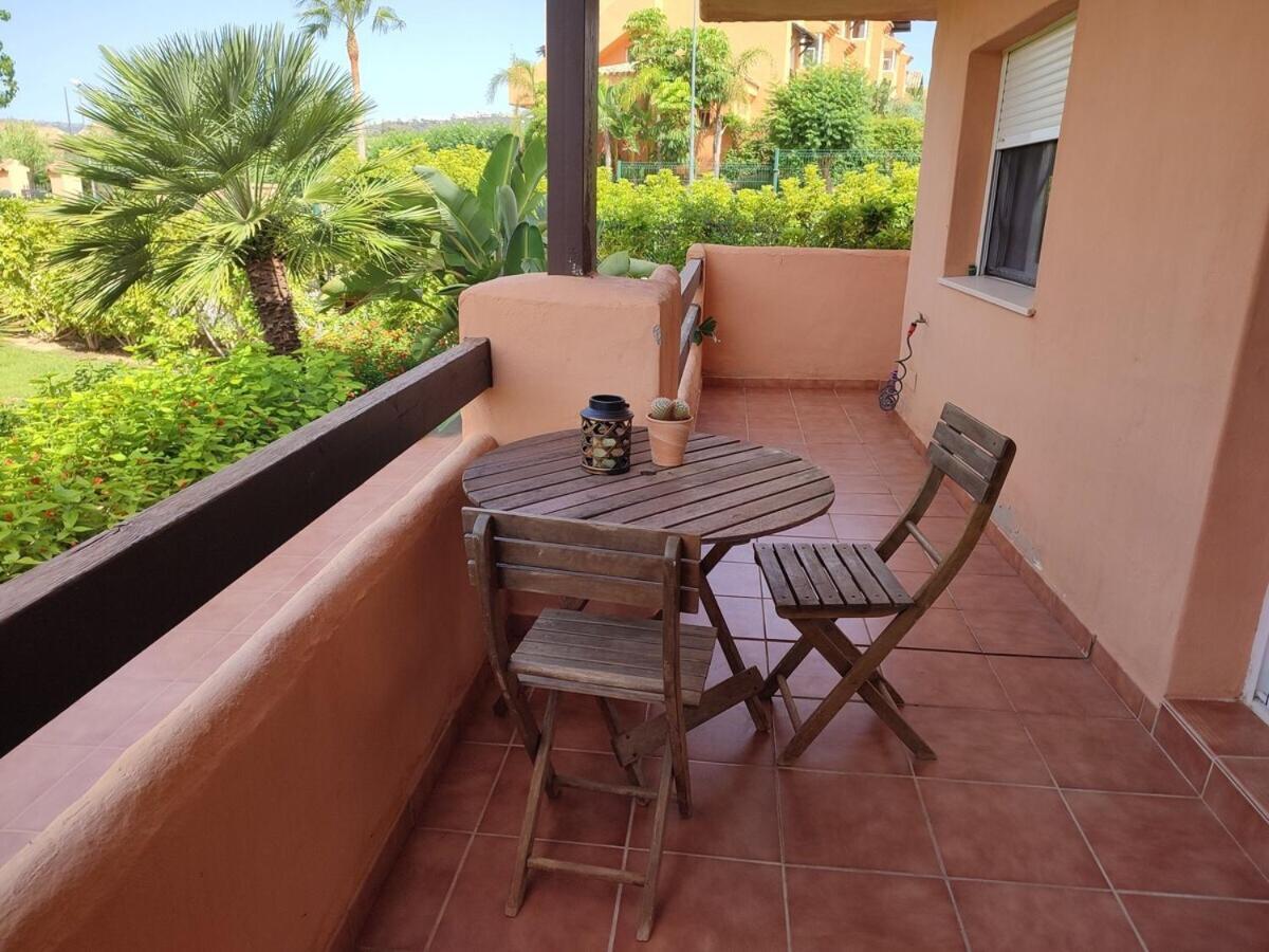 Casares Del Sol Apartment Ngoại thất bức ảnh